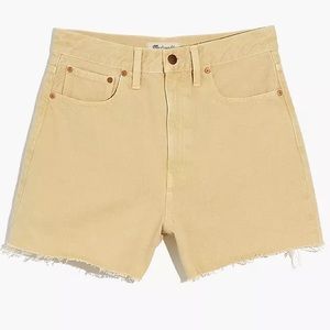 NEW Madewell Size 33 The Momjean Denim Short Earth-Dyed Beige Yellow
